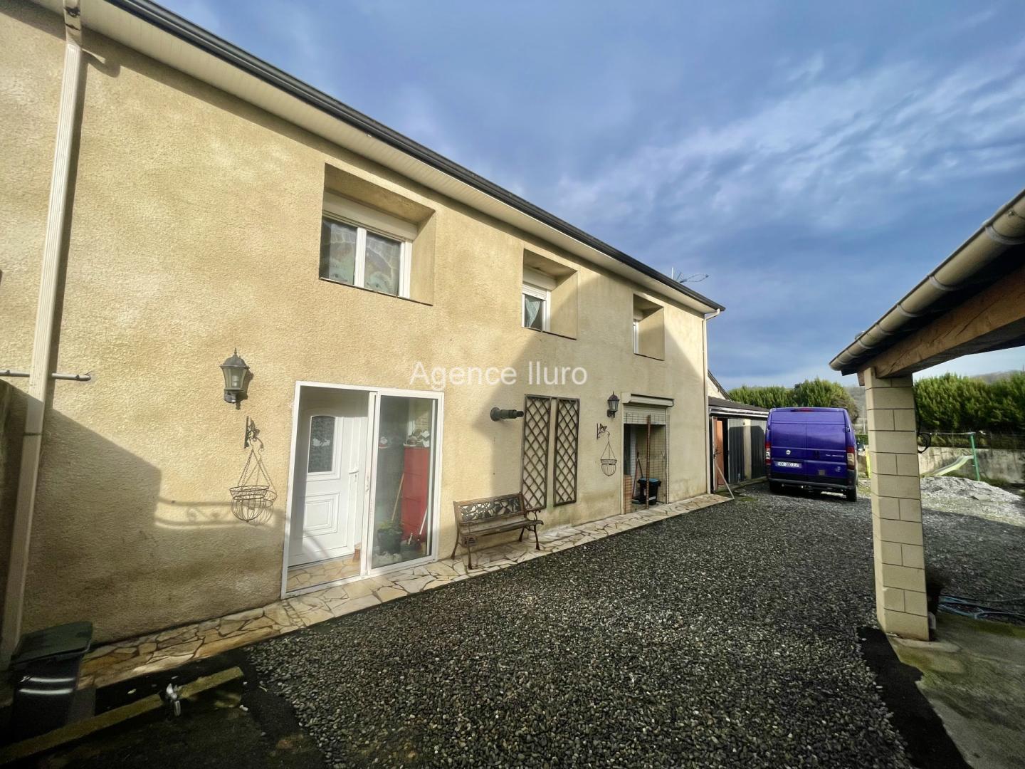 Maison à vendre, 108m², Oloron-Sainte-Marie