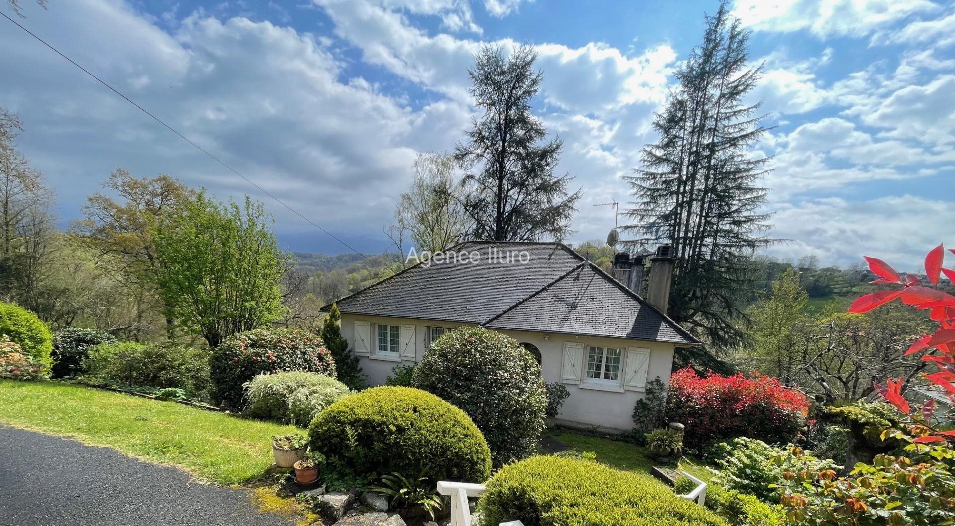 Maison à vendre, 150m², Oloron-Sainte-Marie