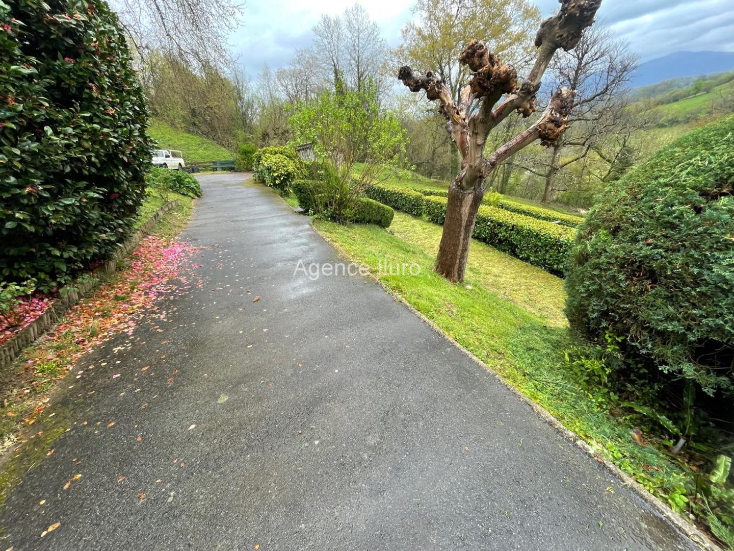 Maison à vendre, 150m², Oloron-Sainte-Marie