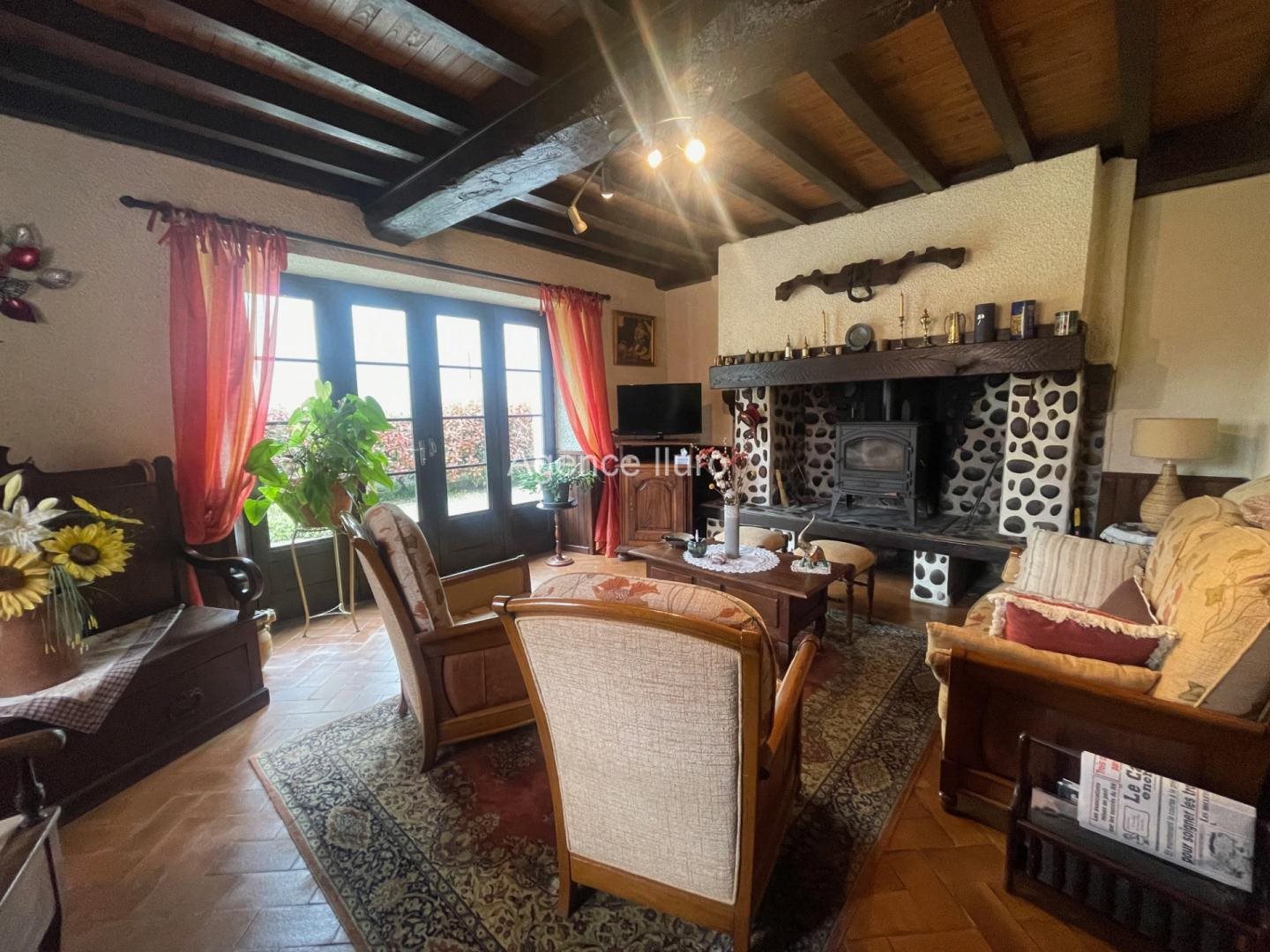 Maison à vendre, 141m², Oloron-Sainte-Marie