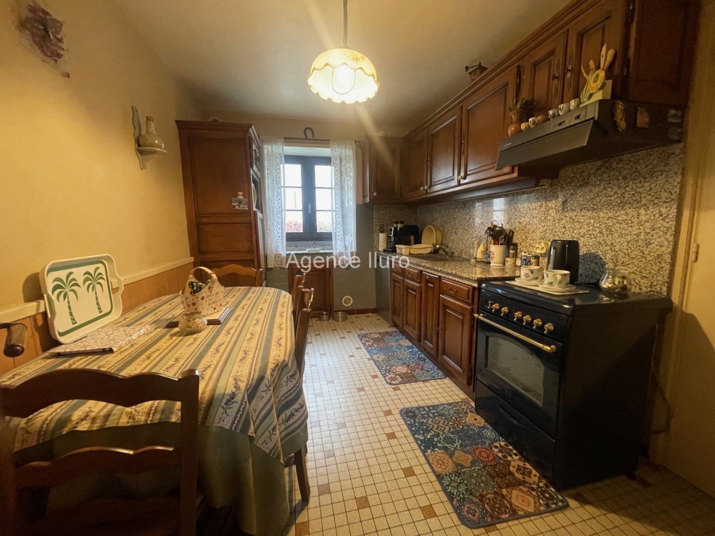 Maison à vendre, 141m², Oloron-Sainte-Marie