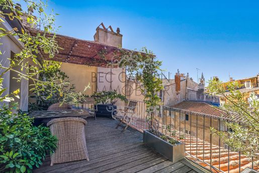 Appartement 6 pièces 135 m² · à Aix-en-Provence · 135 m² · 1 030 000 €