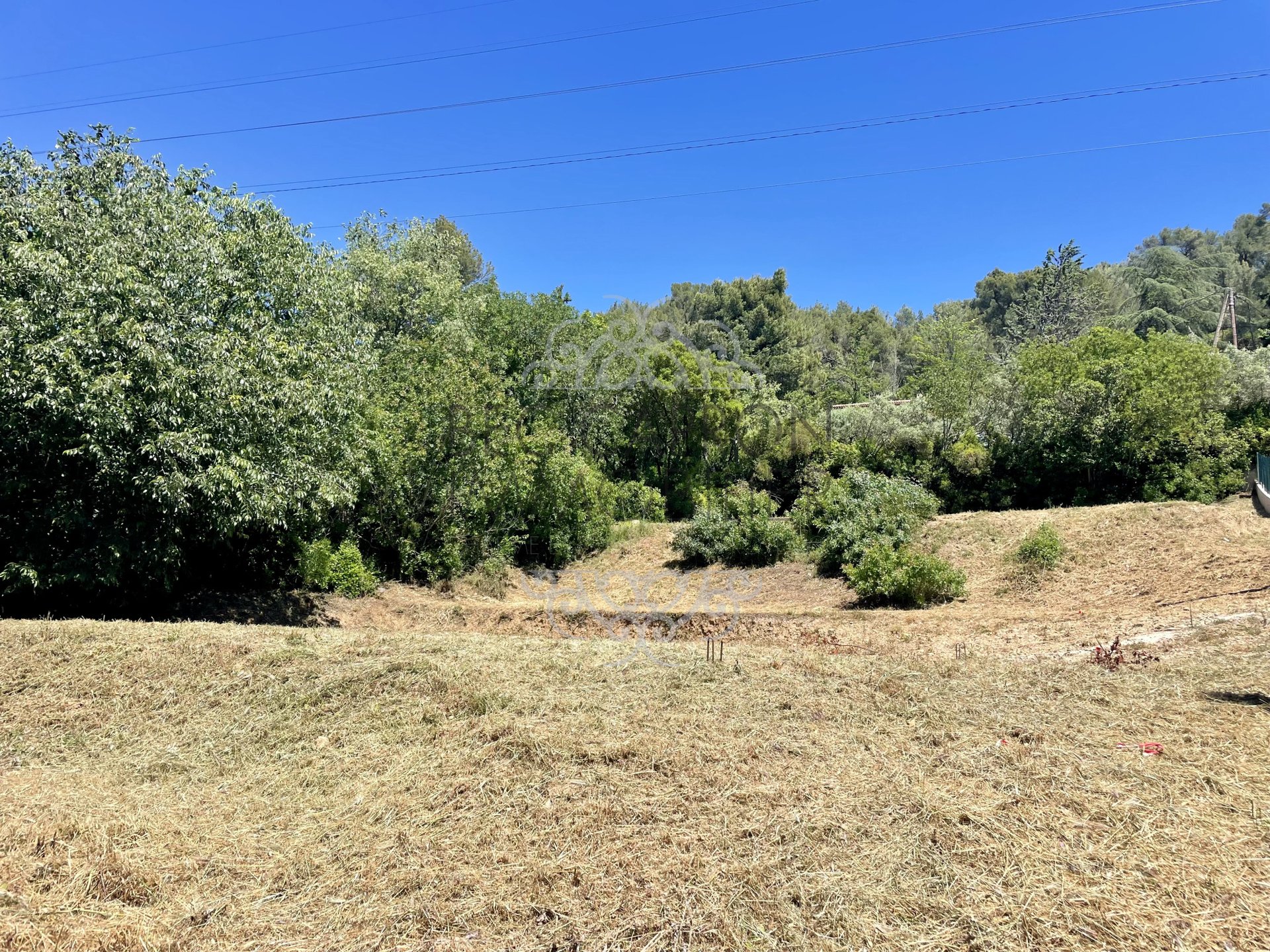 Aix - La Torse - Building Plot - Plus