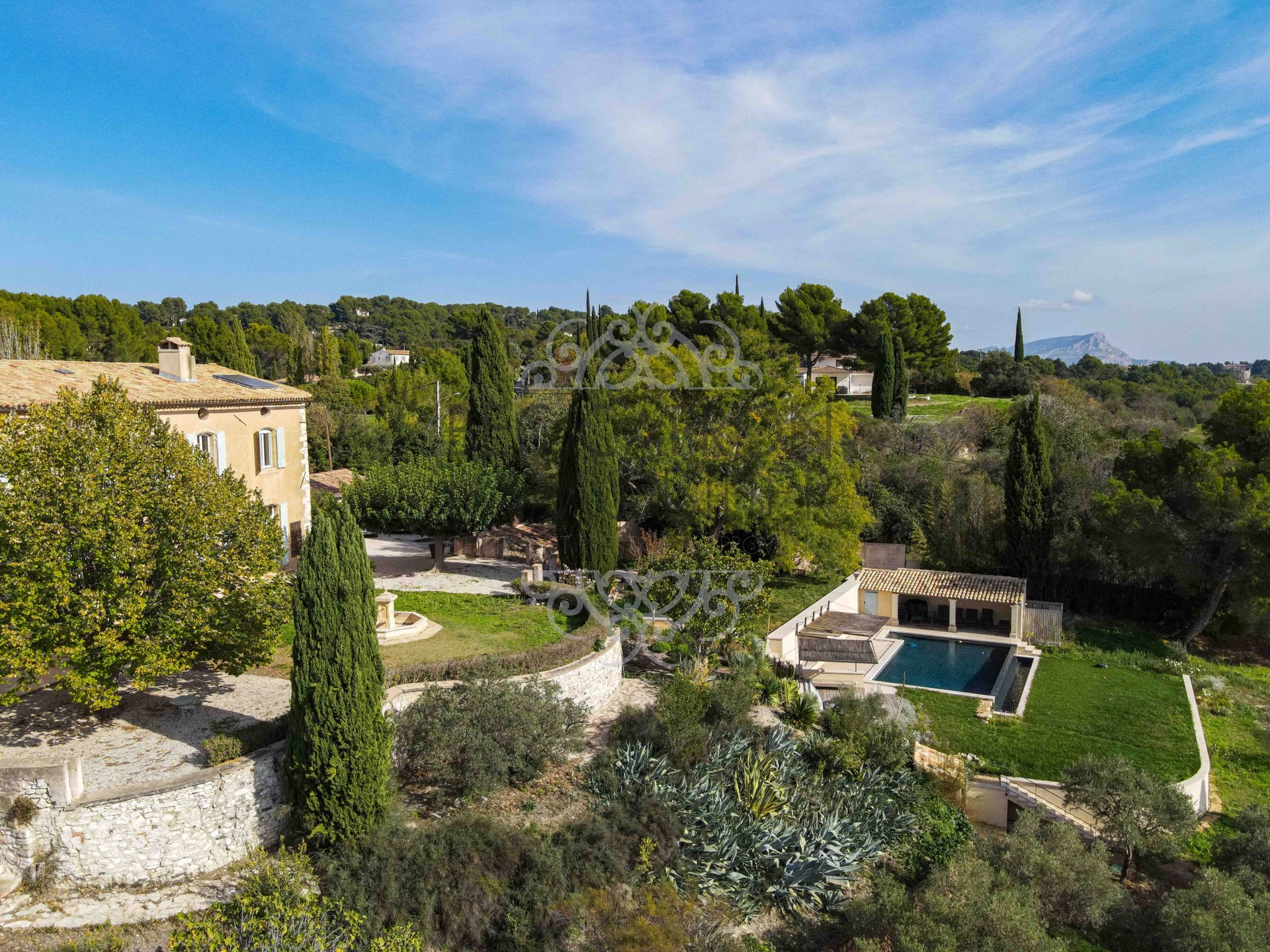 Maison – Aix-en-Provence - Vue 2