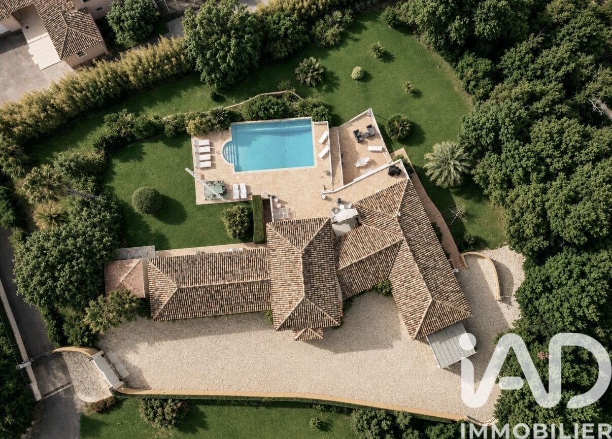Maison à vendre, 298m², Grimaud
