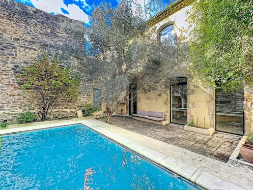 Maison 7 pièces 200 m² · à Aubenas · 200 m² · 420 000 €