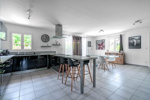 Maison 5 pièces 108 m² · à Frontonas · 108 m² · 375 000 €
