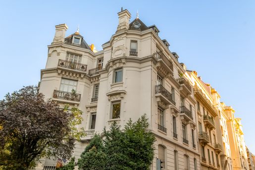 Appartement 4 pièces 137 m² · à Lyon 6ème · 137 m² · 740 000 €