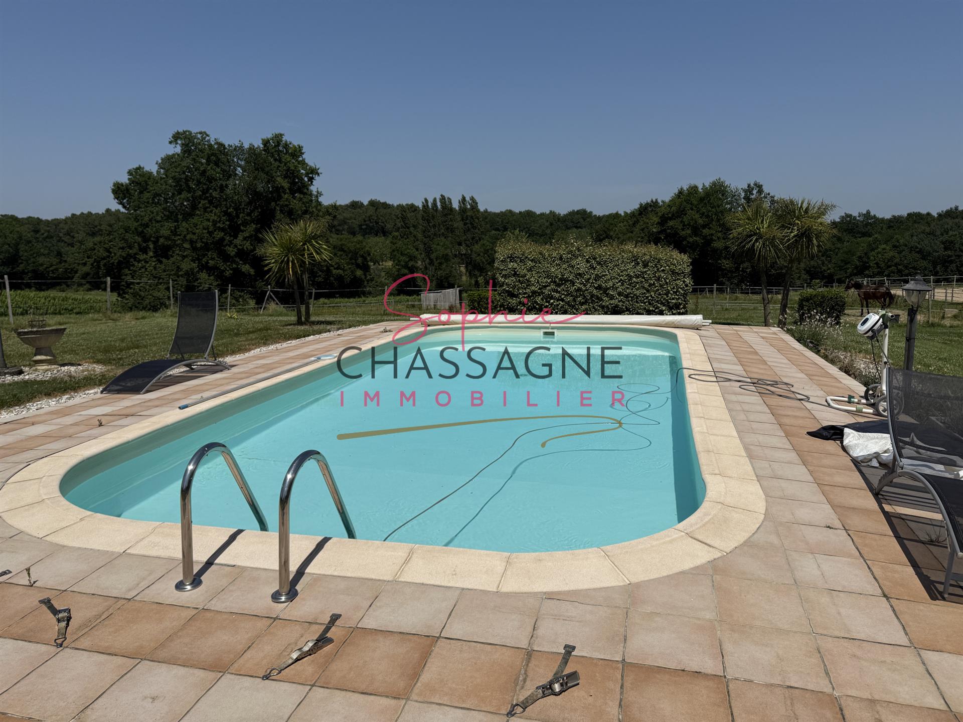Maison à vendre, 140m², Sauveterre-de-Guyenne