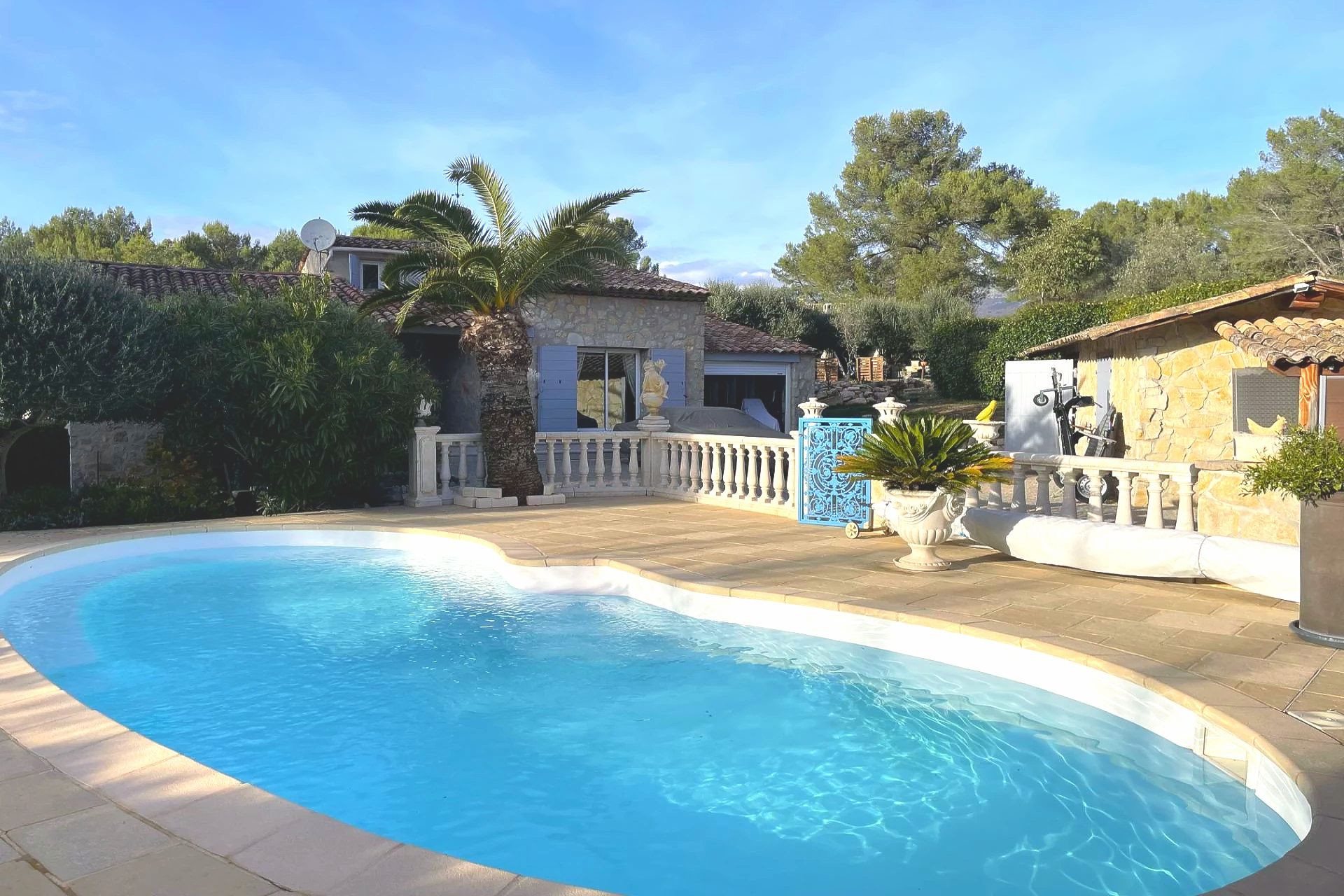 Maison à vendre, 185m², Peymeinade
