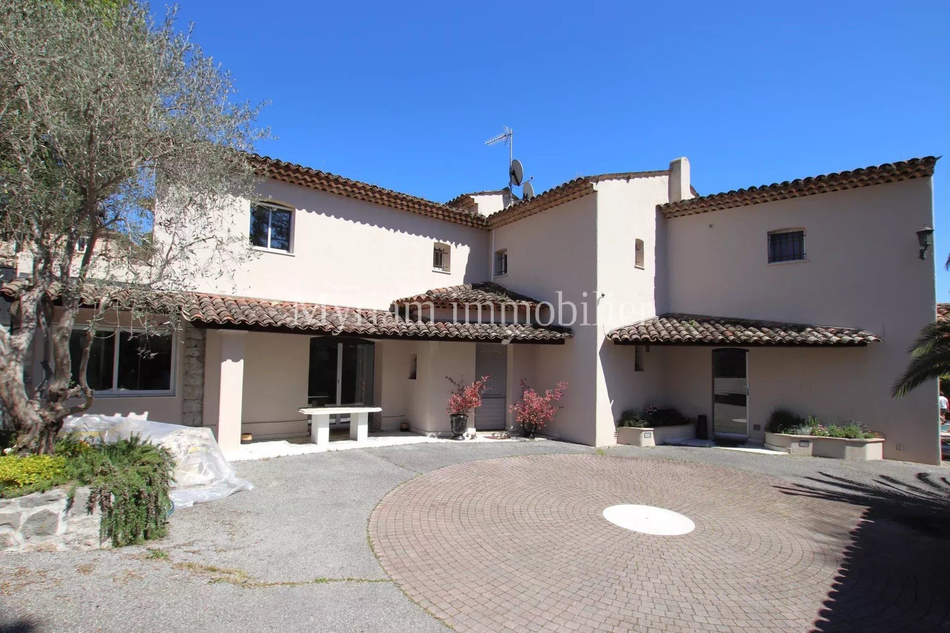 Maison à vendre, 240m², Grasse