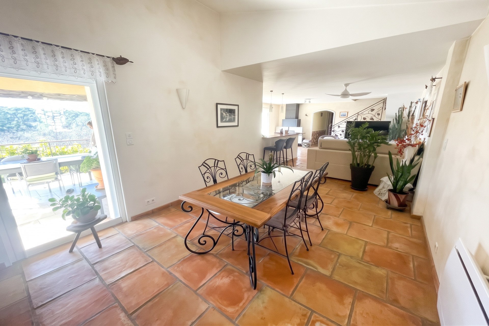 Maison à vendre, 161m², Saint-Cézaire-sur-Siagne