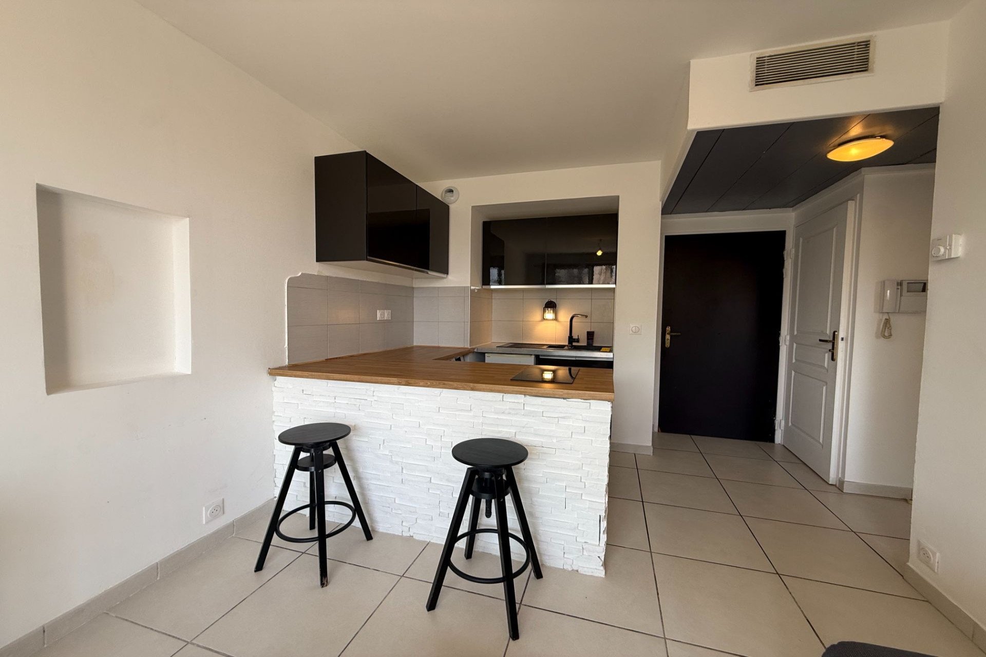 Appartement à louer, 30m², Marseille 8ème