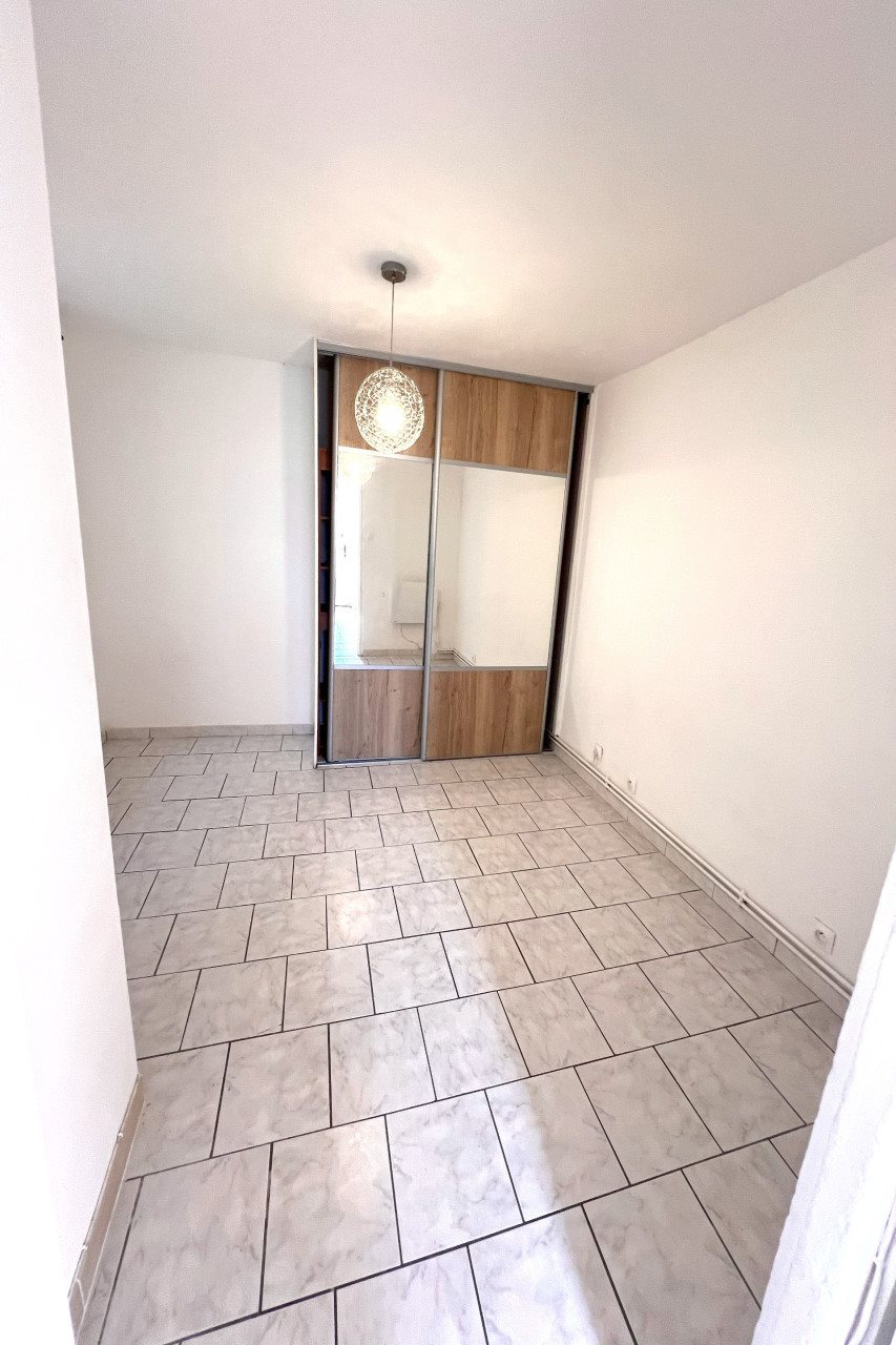 Appartement à louer, 24m², Port-de-Bouc