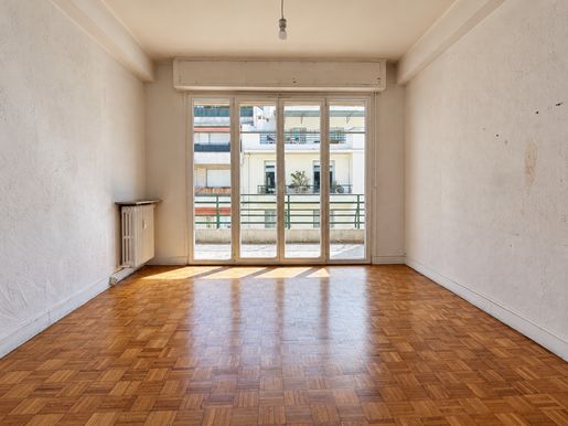 Appartement 2 pièces 63 m² · à Nice · 63 m² · 199 000 €