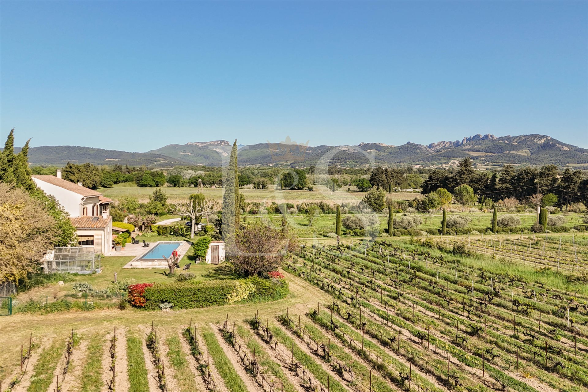 Maison à vendre, 360m², Vaison-la-Romaine