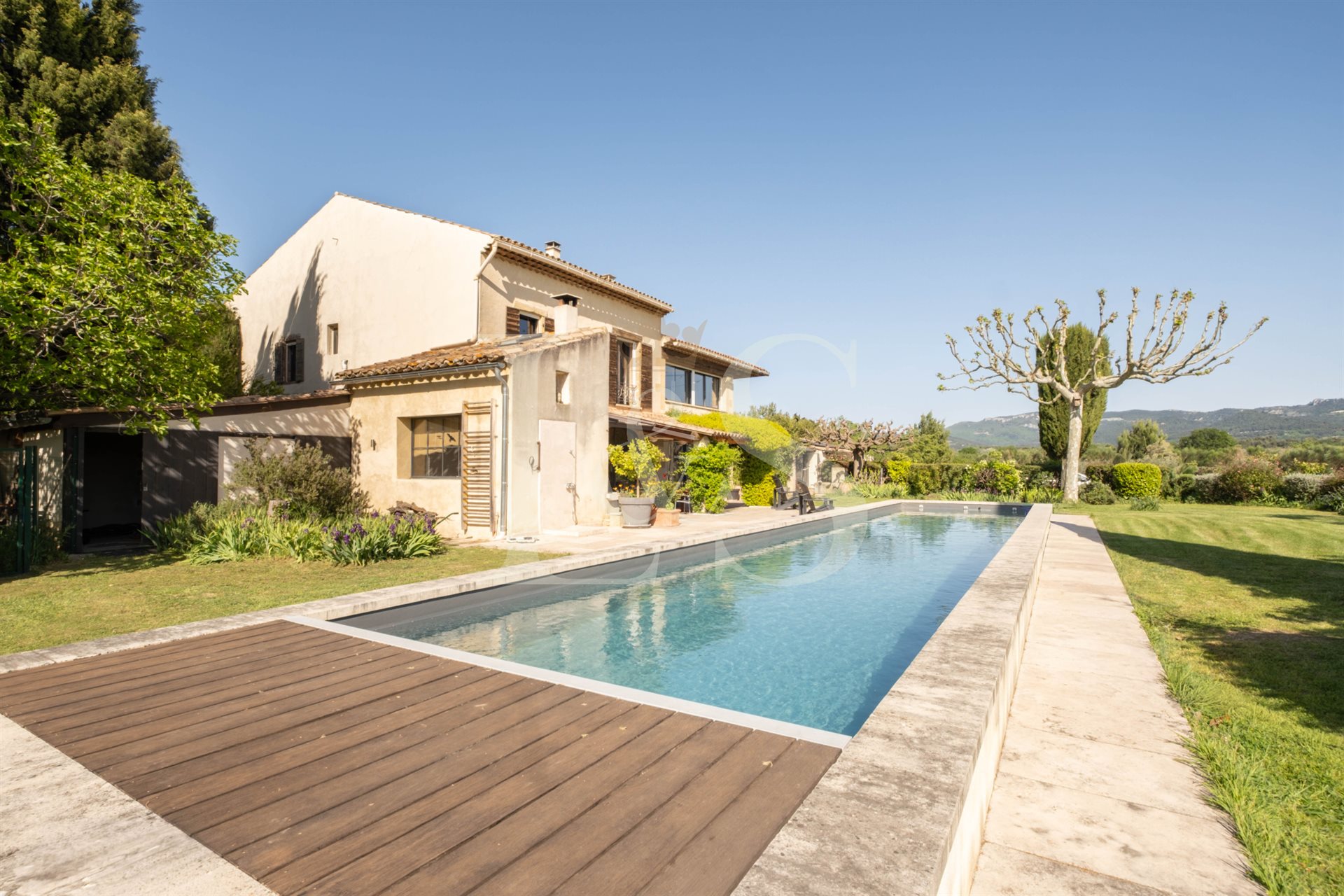 Maison à vendre, 360m², Vaison-la-Romaine