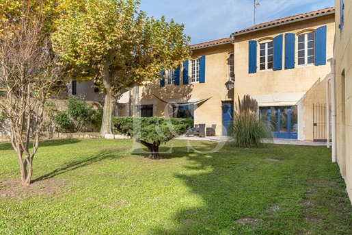 14 pièces 520 m² · à Avignon · 520 m² · 1 490 000 €