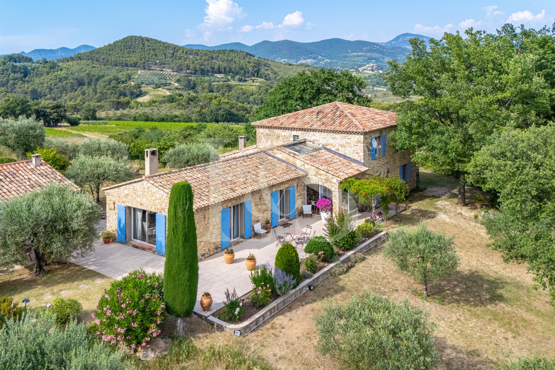 Maison à vendre, 220m², Entrechaux