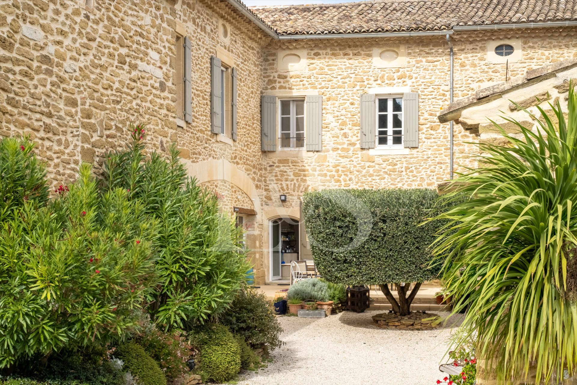 Maison à vendre, 454m², Grignan
