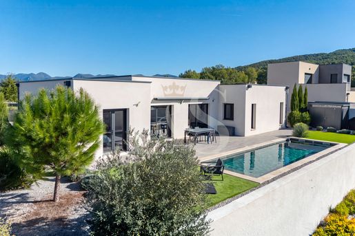 Maison 4 pièces 114 m² · à Vaison-la-Romaine · 114 m² · 599 000 €