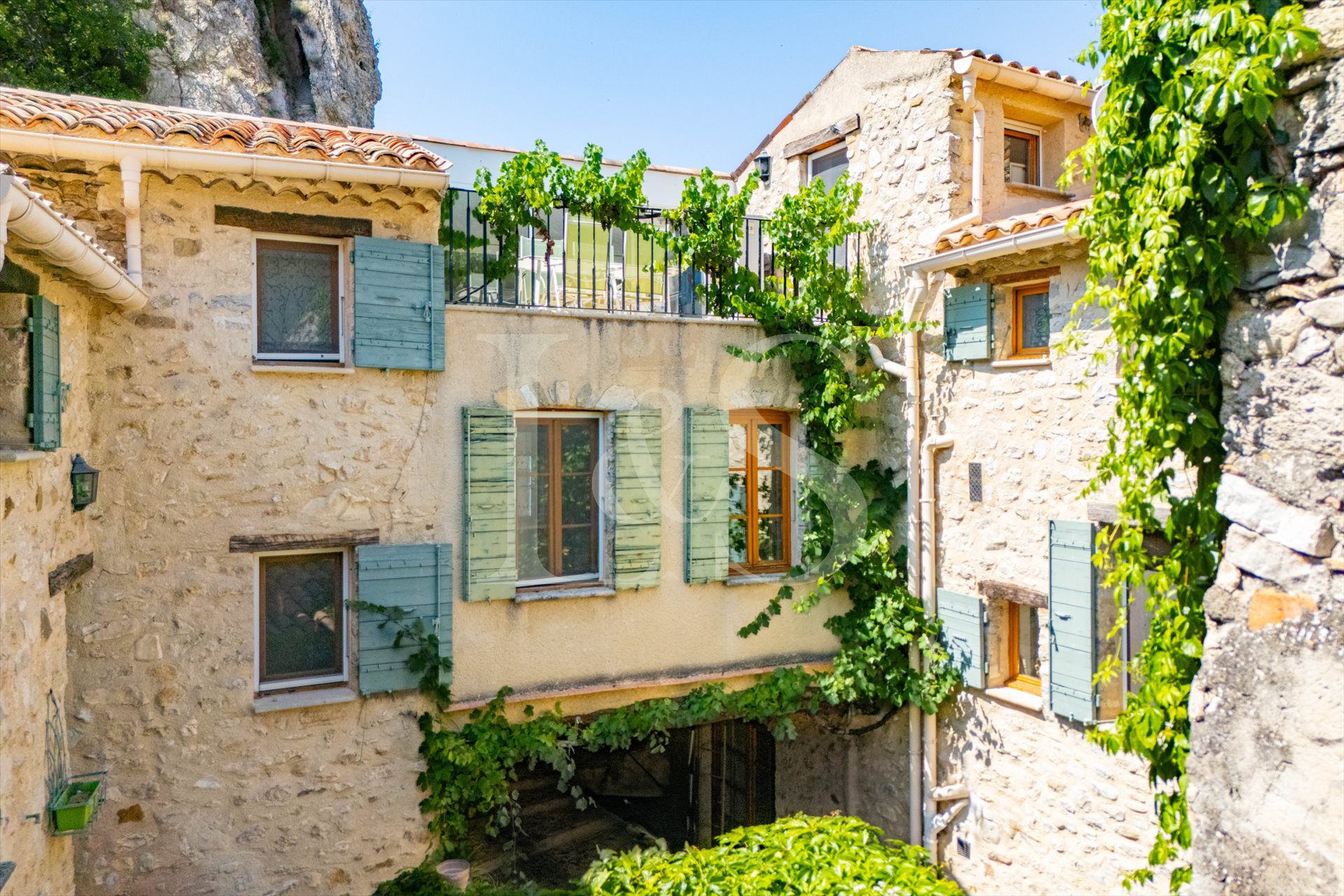 Maison à vendre, 190m², Pierrelongue