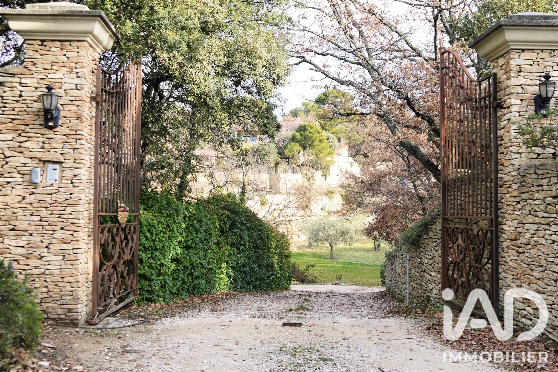 Maison à vendre, 206m², Venasque