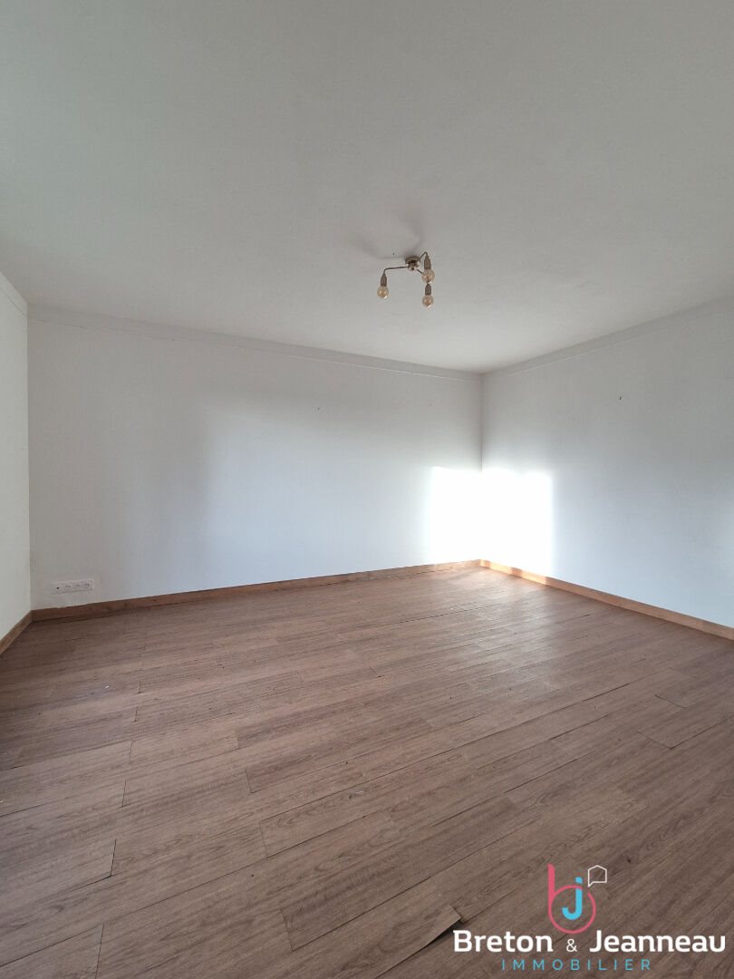 Maison à vendre, 124m², Chantrigné