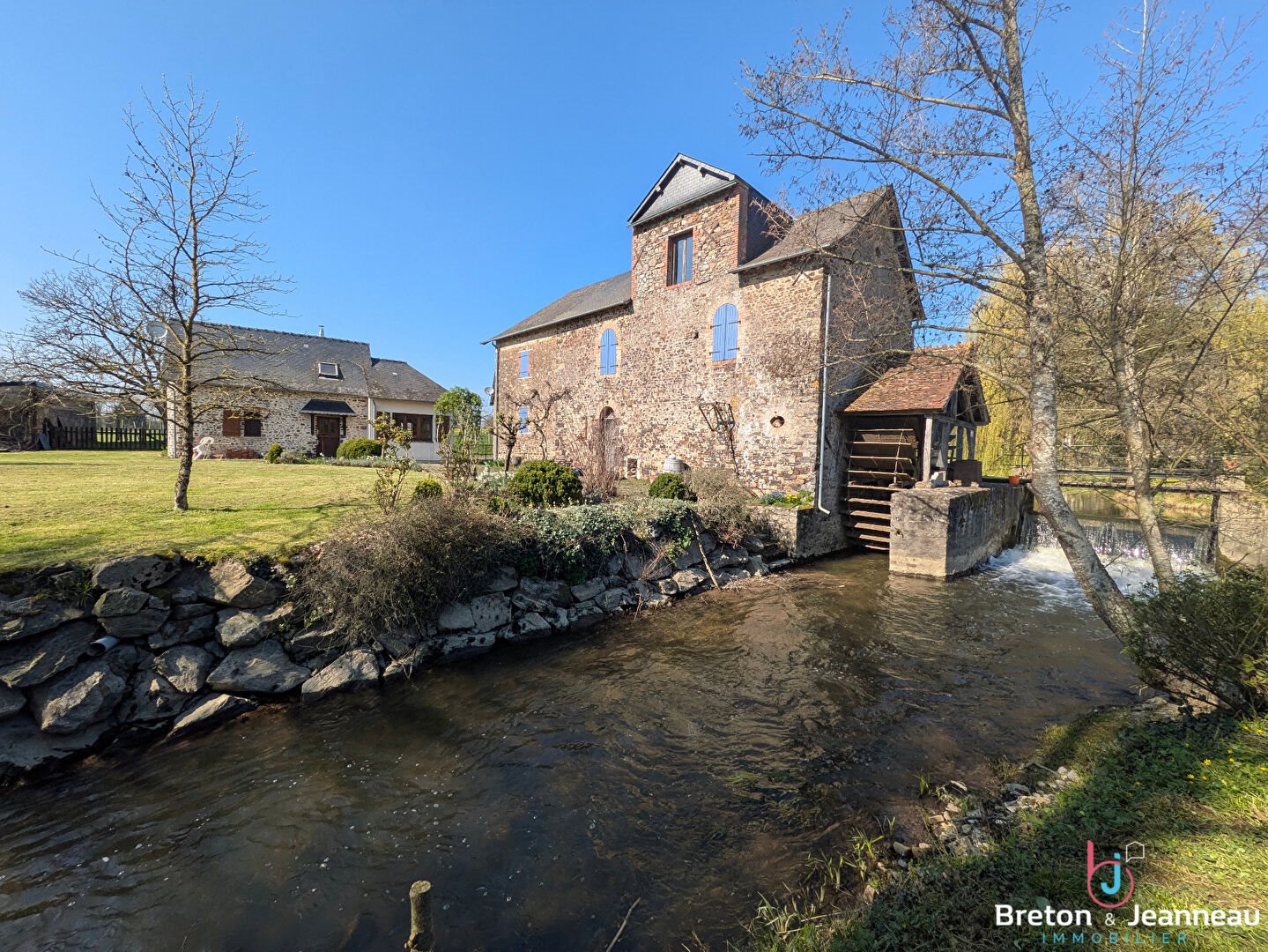 Maison à vendre, 164m², Sainte-Suzanne-et-Chammes