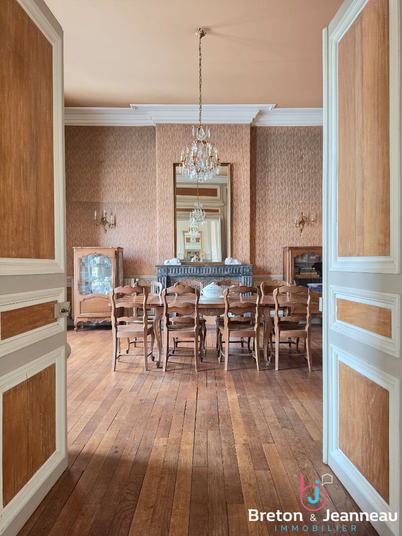 Maison à vendre, 383m², Mayenne