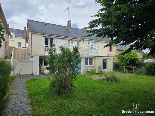 Maison 7 pièces 135 m² · à Montsûrs · 135 m² · 157 900 €