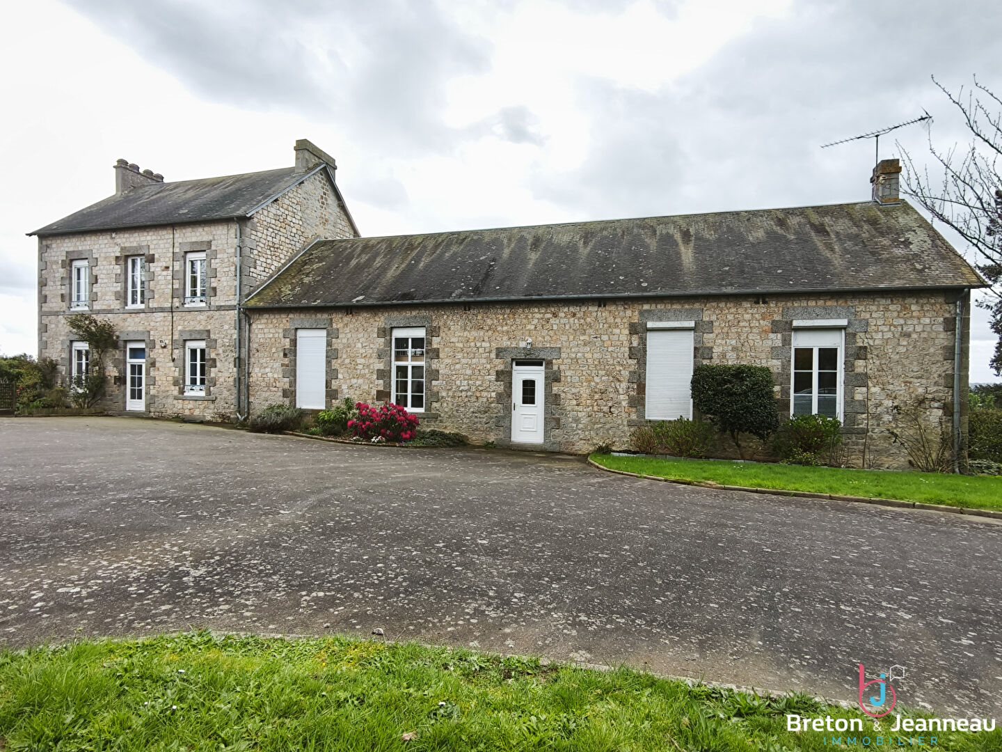 Maison à vendre, 290m², Juvigny Val d'Andaine