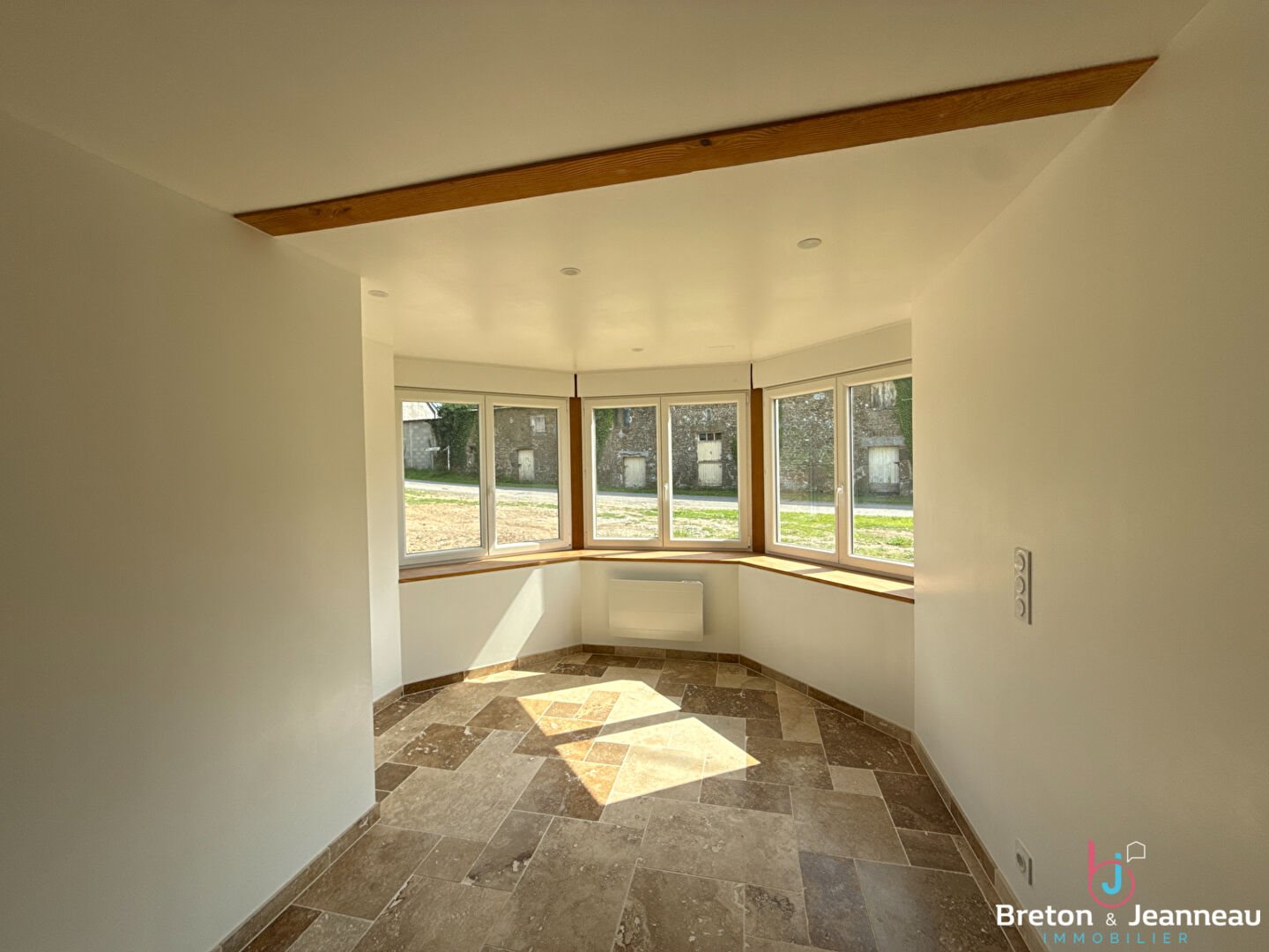 Maison à vendre, 101m², Lassay-les-Châteaux