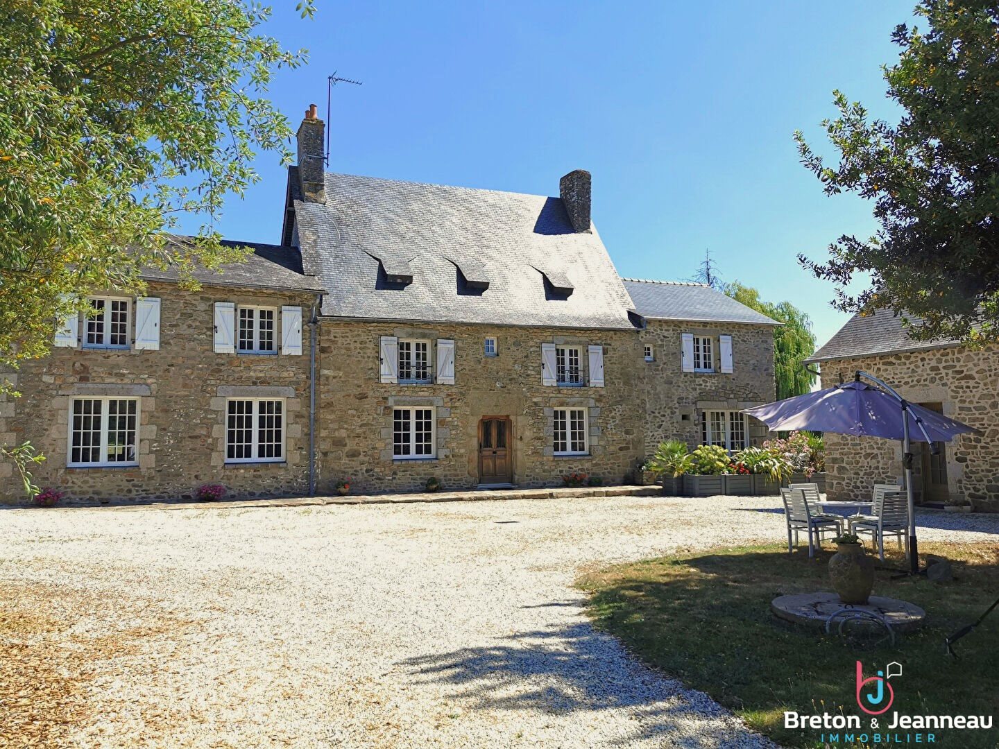 Maison à vendre, 414m², Aron
