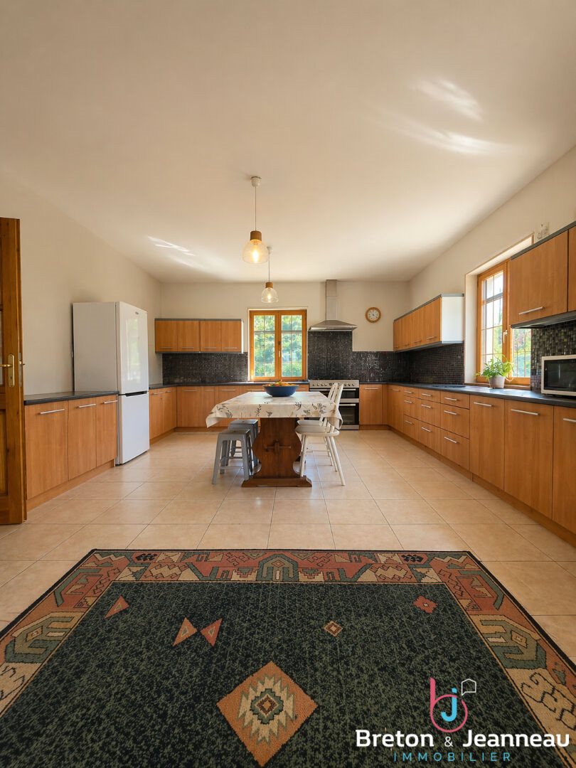 Maison à vendre, 175m², Torcé-Viviers-en-Charnie