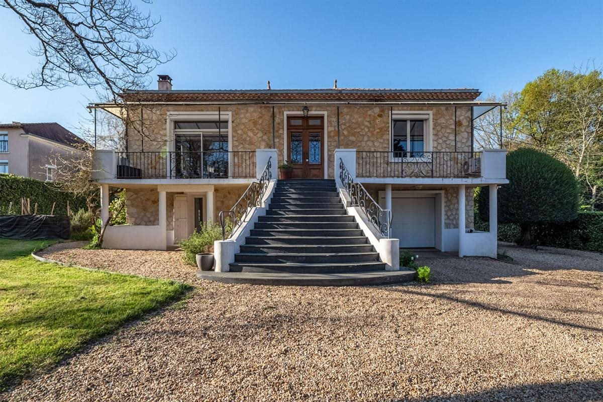 Maison à vendre, 223m², Boulazac