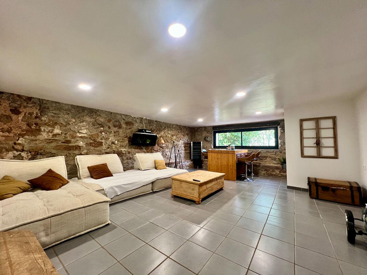 Maison à vendre, 186m², Quarante
