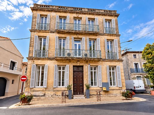 Maison 10 pièces 410 m² · à Nissan-lez-Enserune · 410 m² · 625 000 €