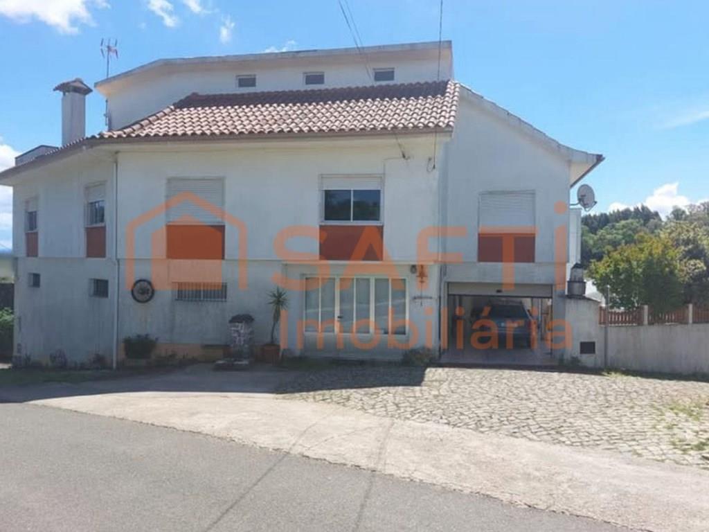 4 Bedroom Villa, With Garage, Lift And Terrace With View.