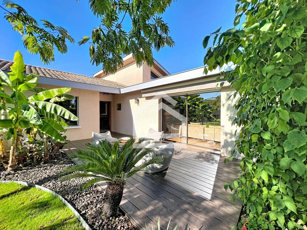 Maison à vendre, 202m², Saint-Aubin-de-Médoc