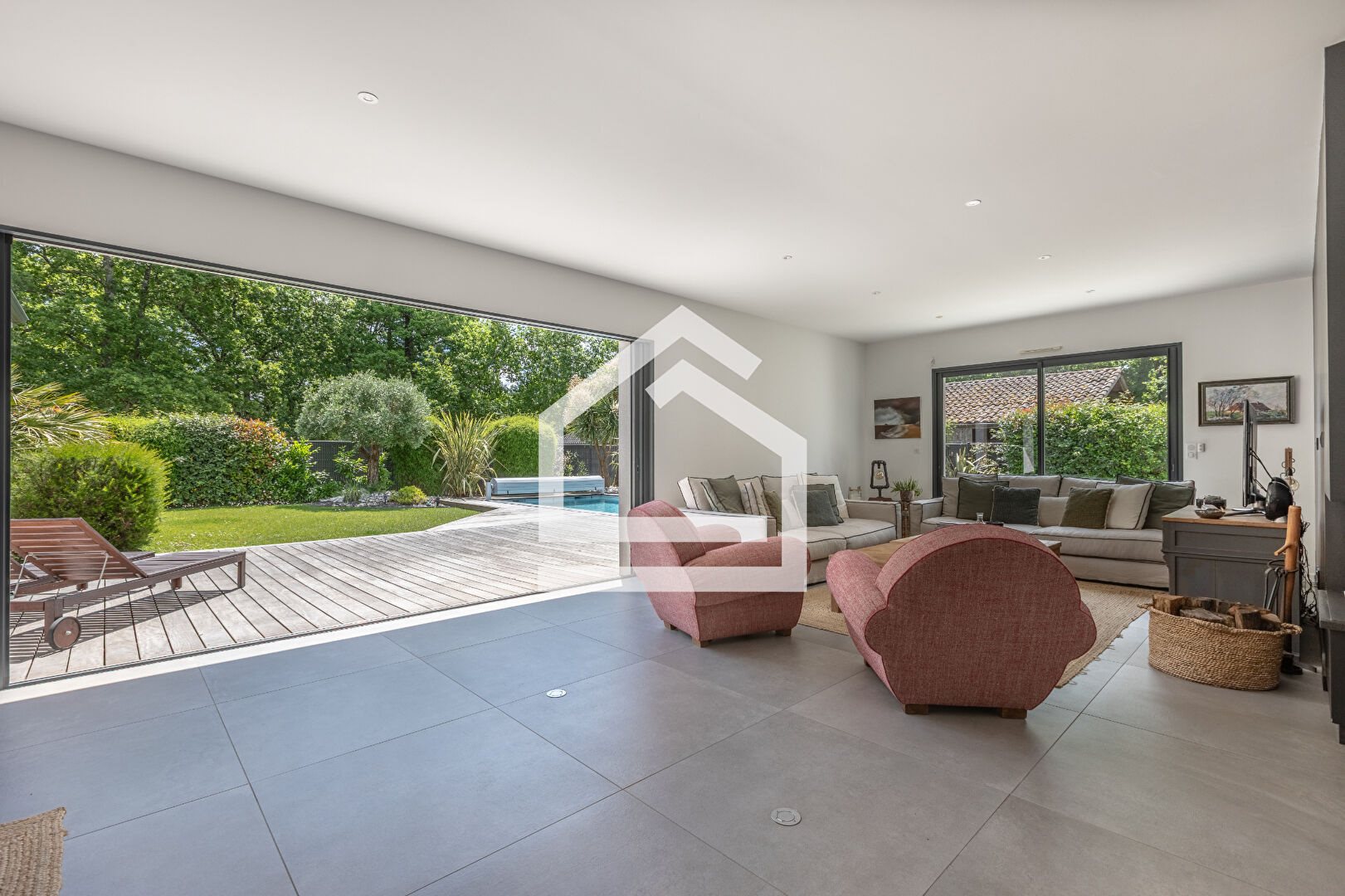 Maison à vendre, 168m², Saint-Aubin-de-Médoc