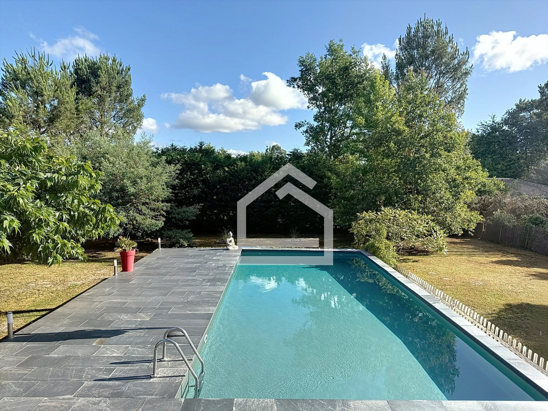 Maison à vendre, 230m², Saint-Aubin-de-Médoc