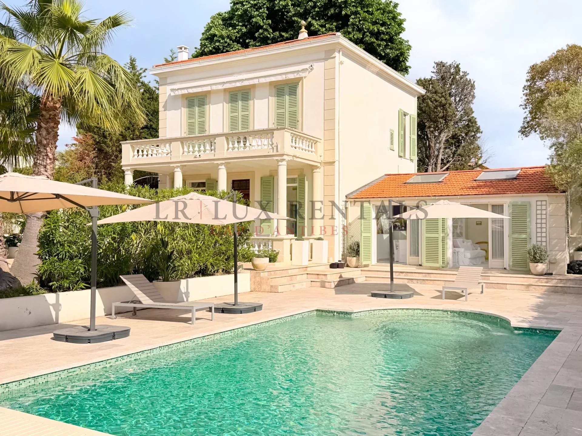 Maison à louer, 200m², Antibes