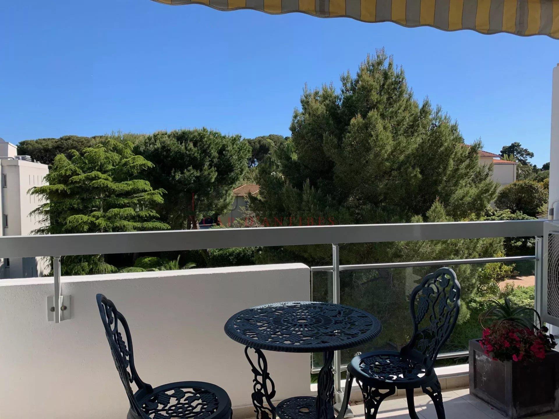 Appartement à louer, 42m², Antibes