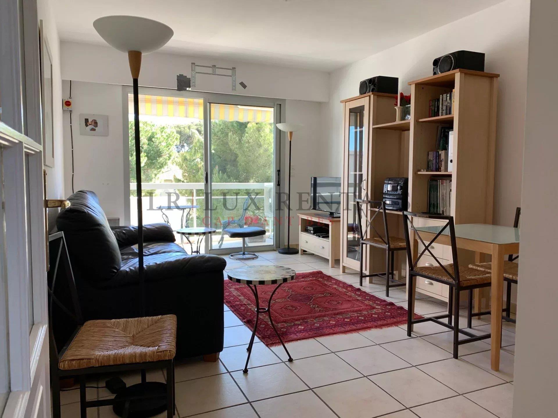 Appartement à louer, 42m², Antibes