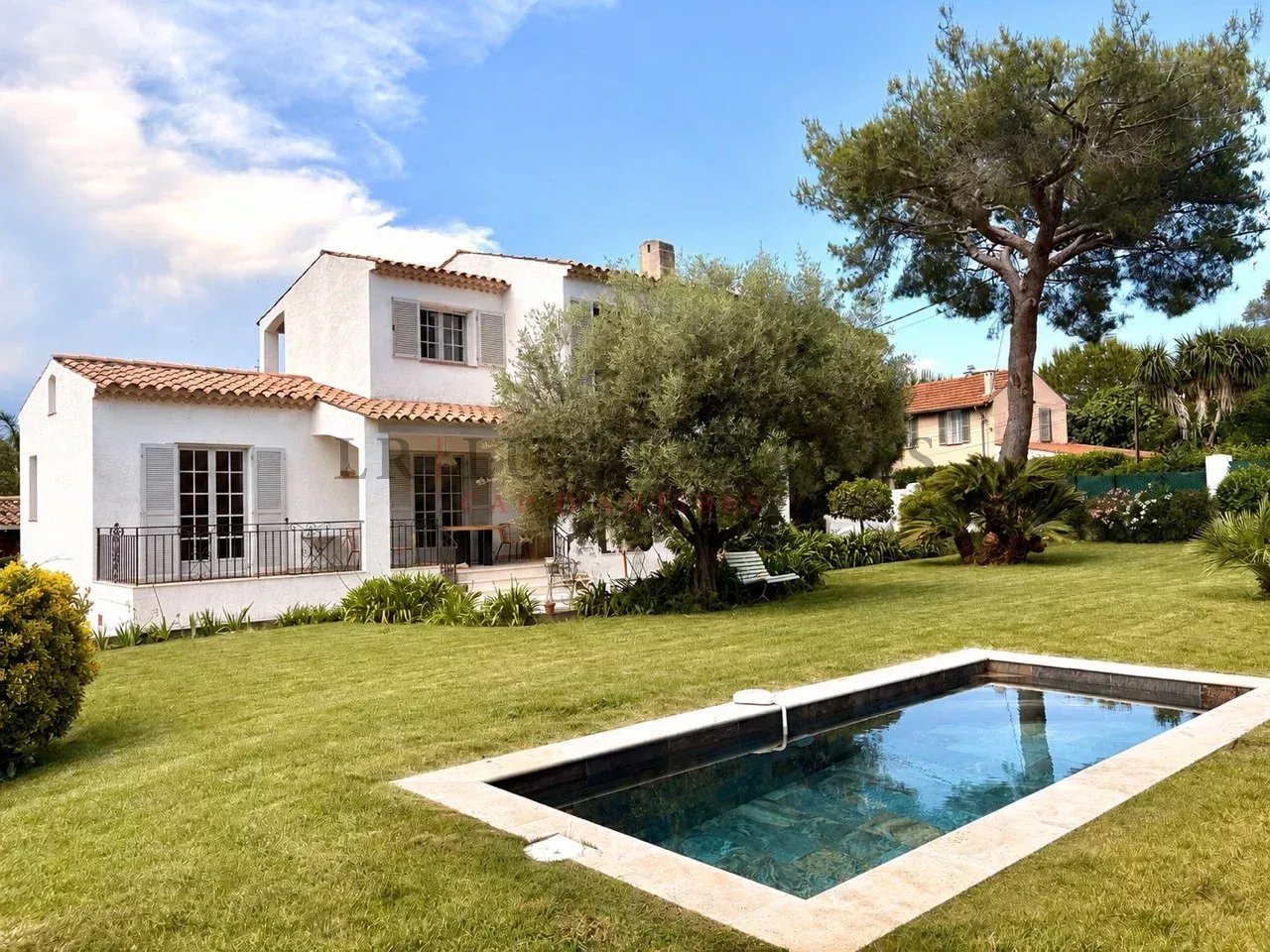 Maison à louer, 150m², Antibes