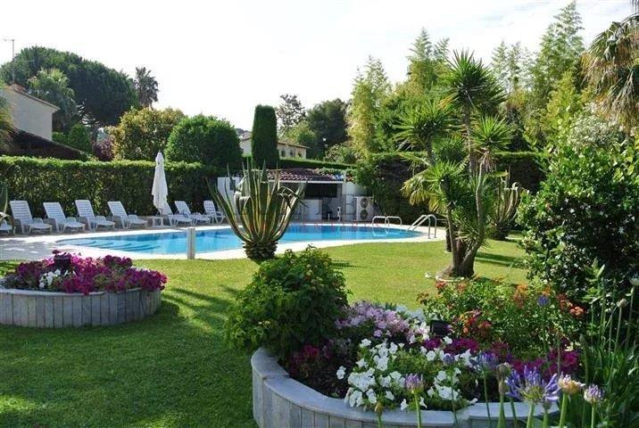 Maison à louer, 220m², Antibes