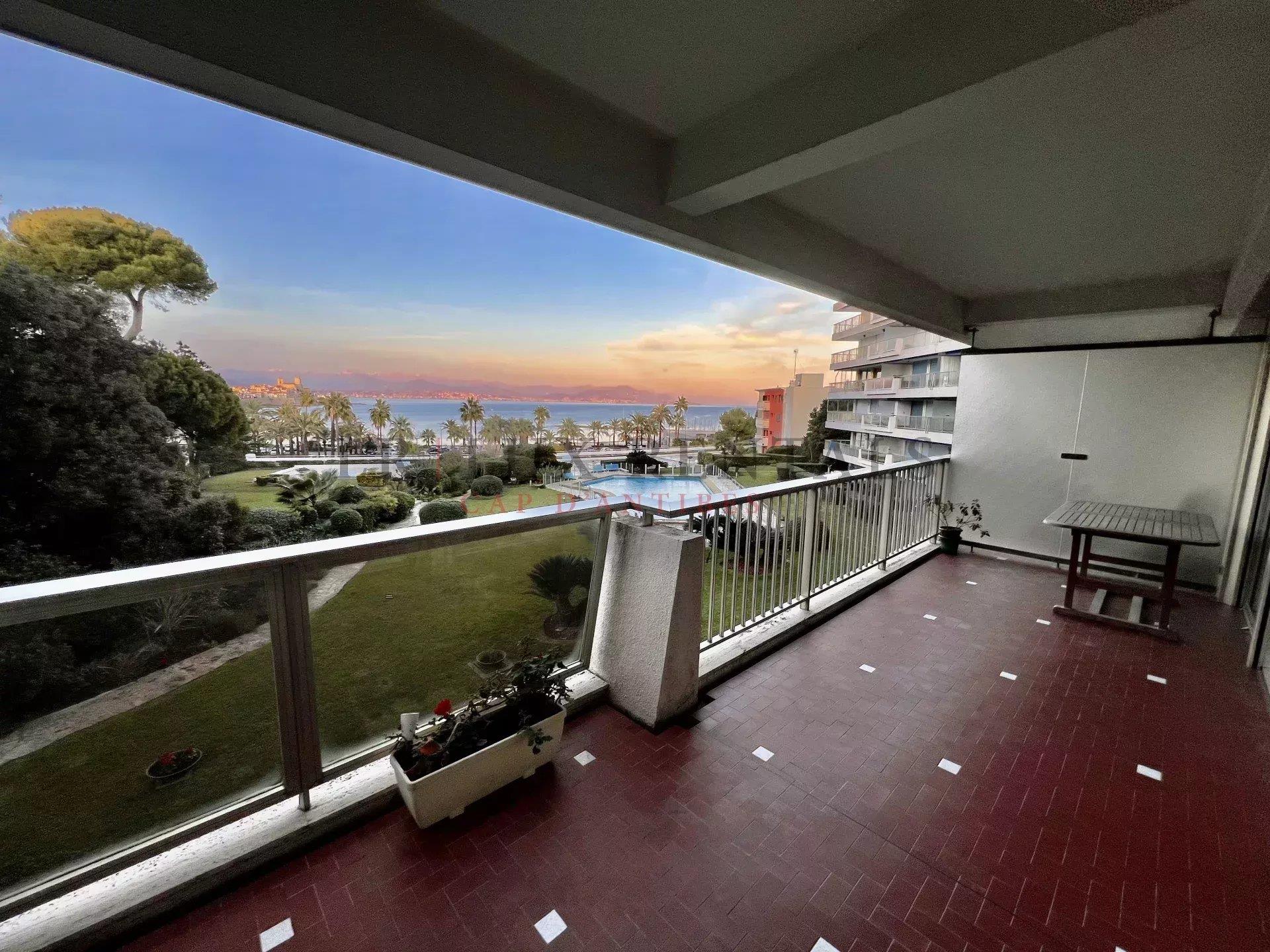 Appartement à louer, 75m², Antibes
