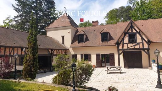 Maison 14 pièces 341 m² · à Rambouillet · 341 m² · 1 250 000 €