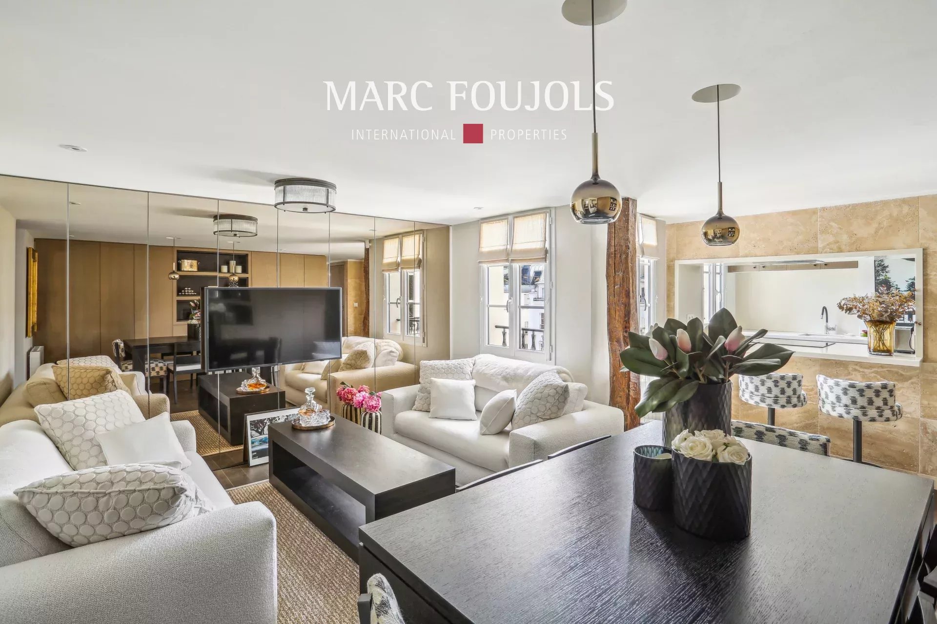 Appartement – Paris 8 - Vue 2